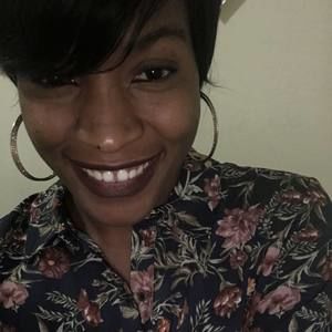 Meet your Posher, Denise