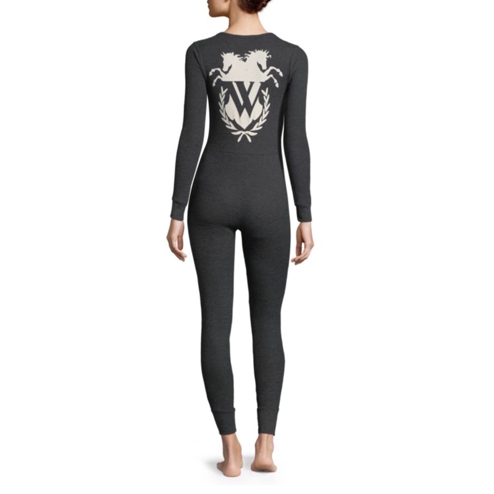 WILDFOX Waffle-Print Logo Jumpsuit - Picture 3 of 5