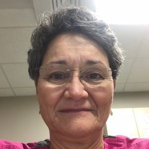 Meet your Posher, Gloria