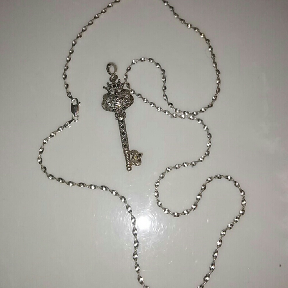 Silver Necklace with key charm