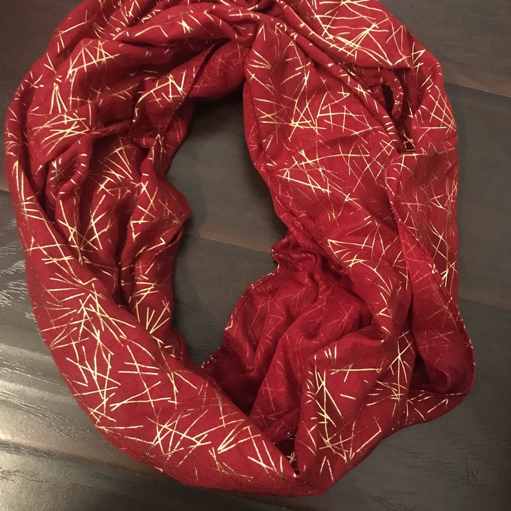 Charming Charlie’s women’s infinity scarf