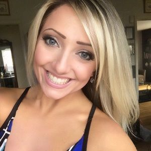 Meet your Posher, Jillian