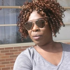 Meet your Posher, Rashidat