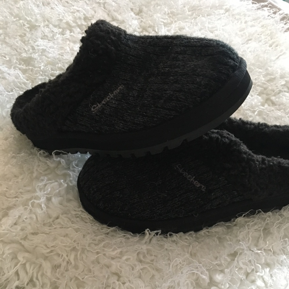 Dark Gray Sketchers Clogs🌹 NWOT