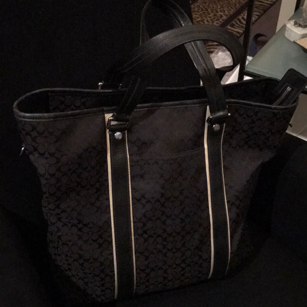 Large coach tote