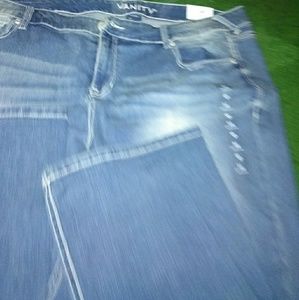 Vanity jeans NWT