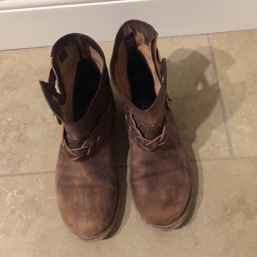 Cordani Boots size 6 1/2