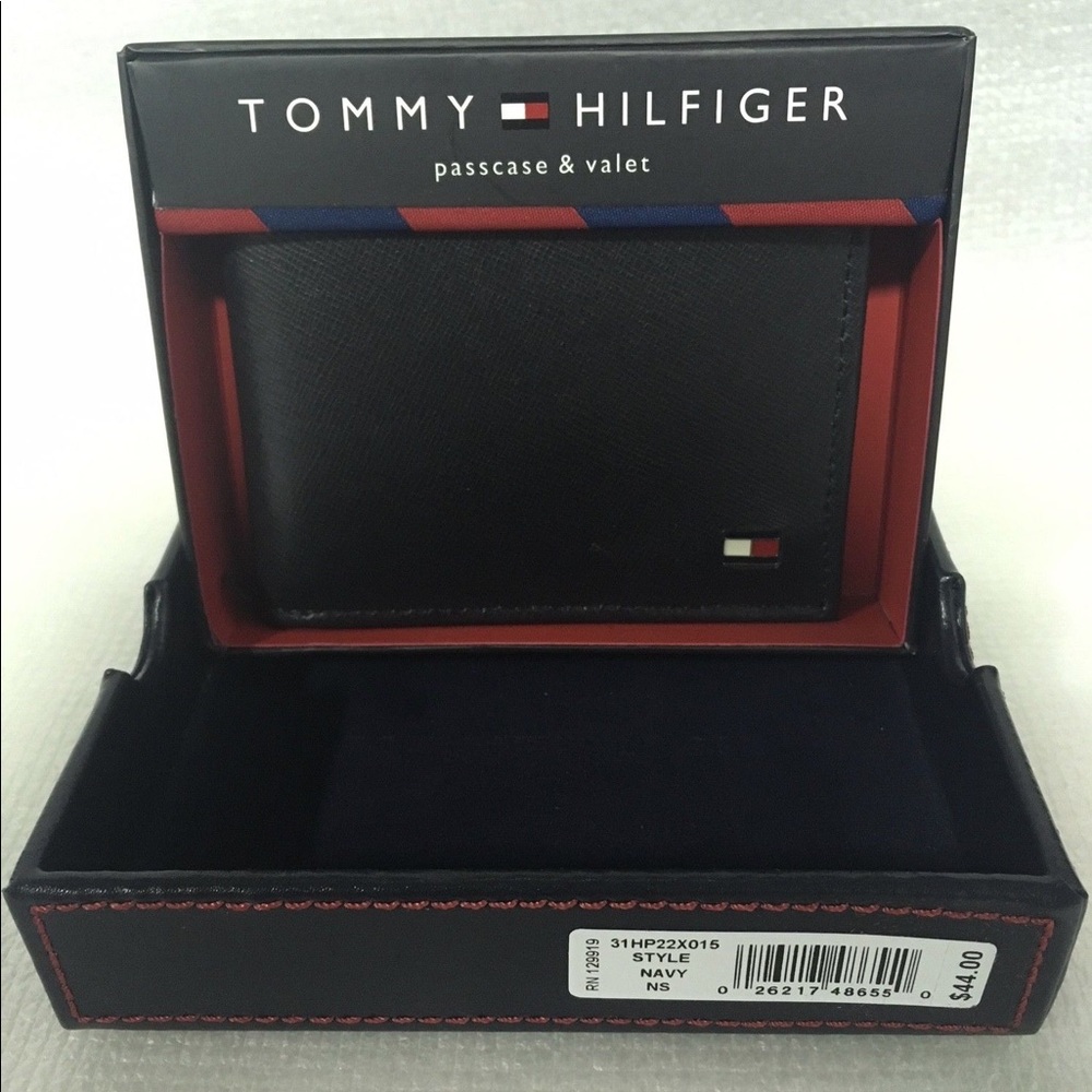 Tommy Hilfiger Mens Navy Leather Wallet