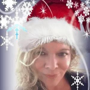 Meet your Posher, Carrie