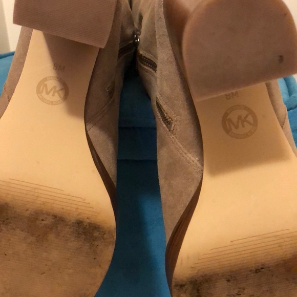 Excellent condition only worn  for navy graduation - Picture 4 of 4