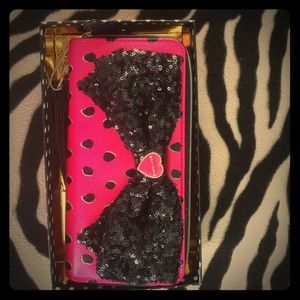 New betsey Johnson wallet