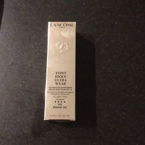 Lancôme Teint Idole Ultra 24 Hour Makeup