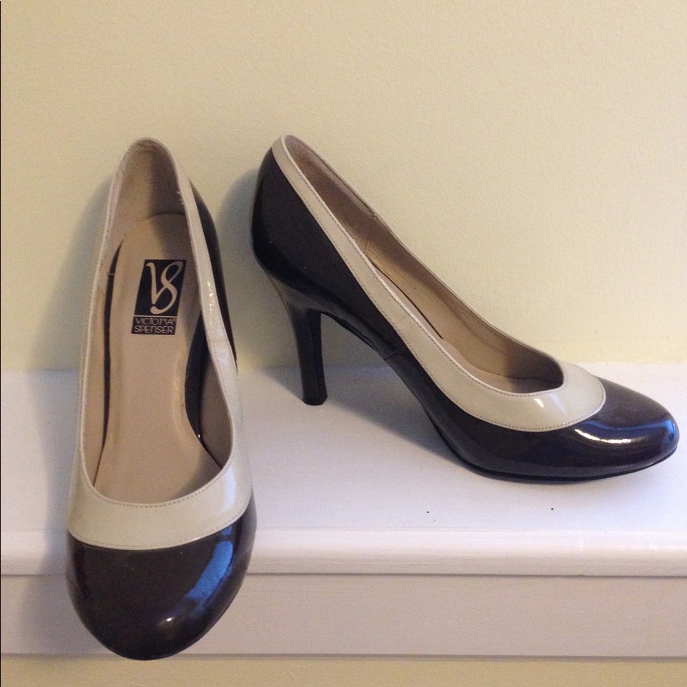 Brown and cream heel