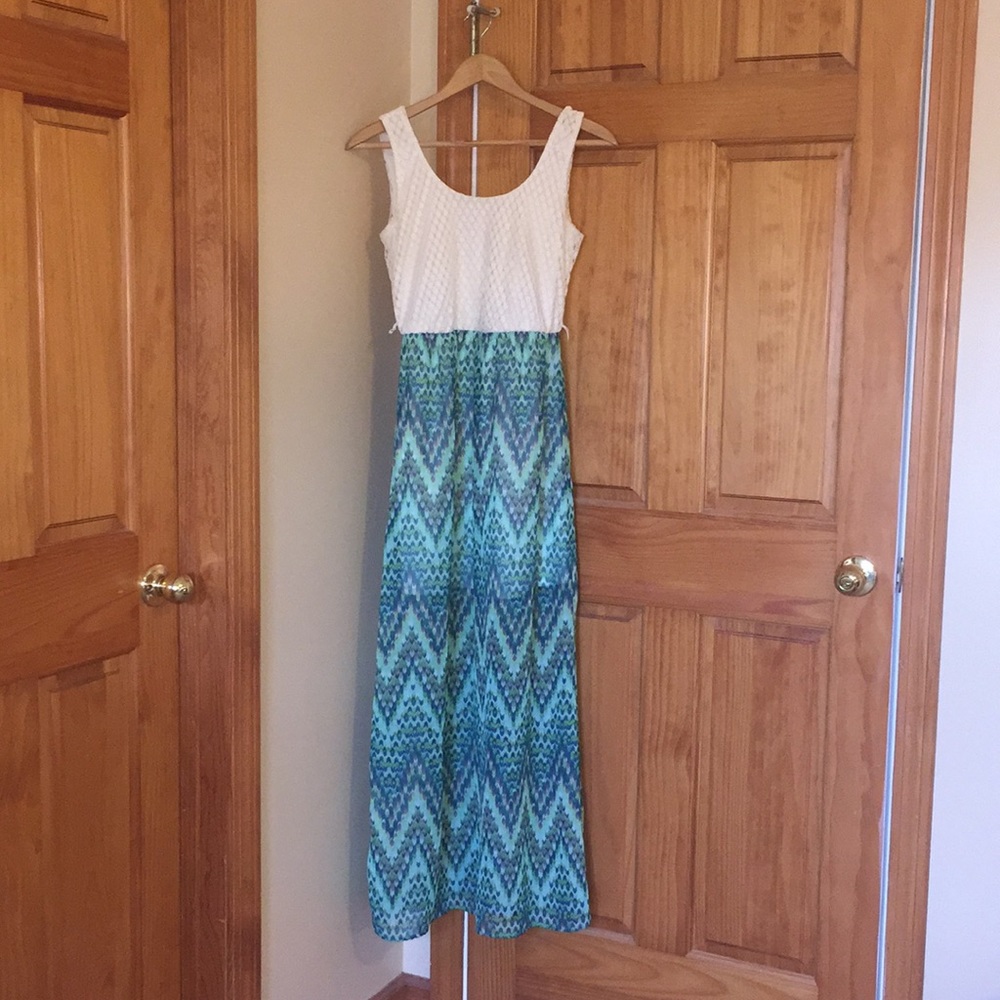 Maxi dress