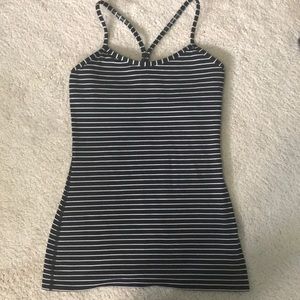 Lululemon Power Y - parallel stripe