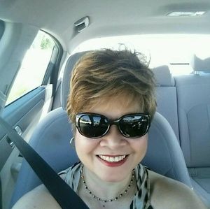 Meet your Posher, Besilda