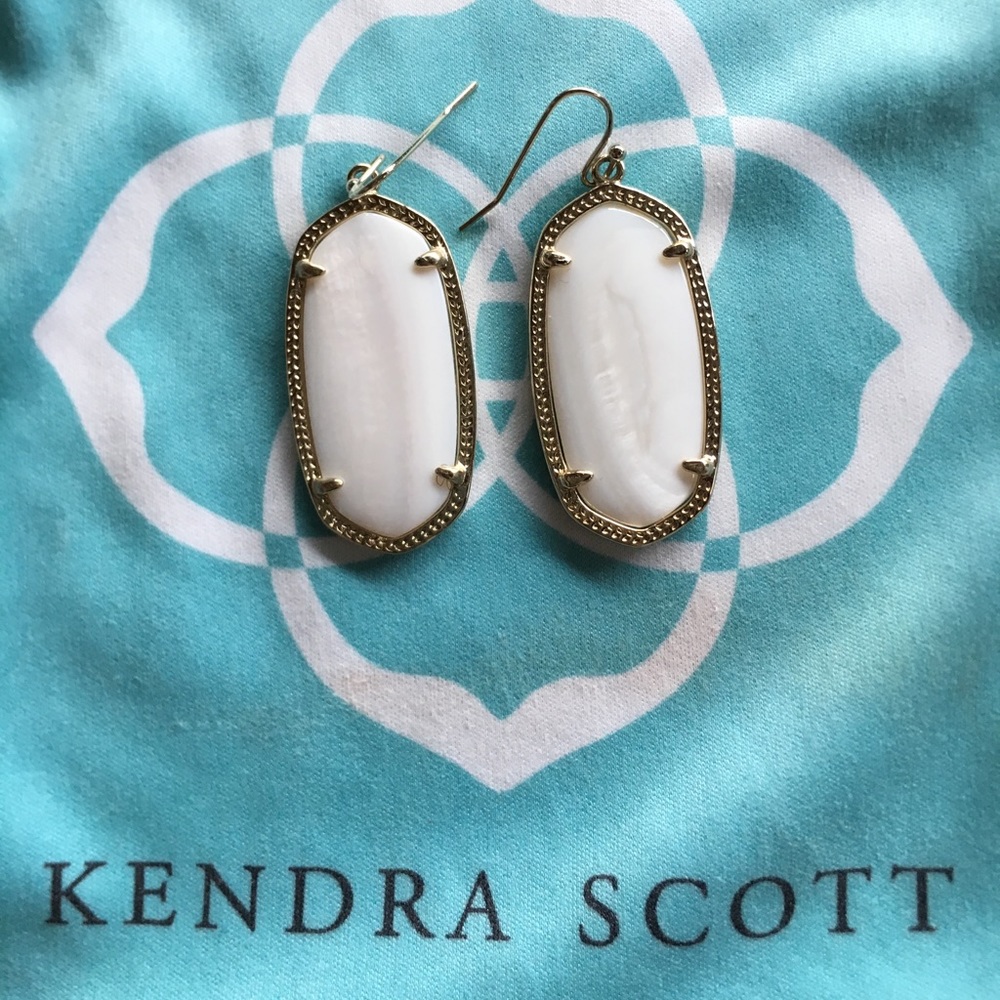 Kendra scott earrings