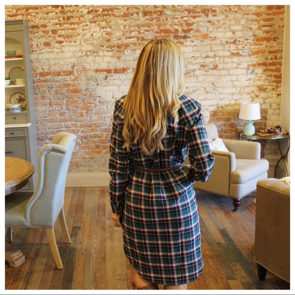 ✨LAST✨Green, red and navy plaid shirt dress w belt - Picture 3 of 3