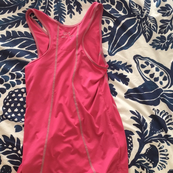 Athletic top - Picture 2 of 2