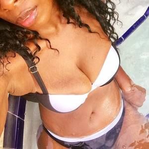 Meet your Posher, Vikki