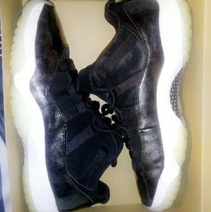 Jordan 11s barons low