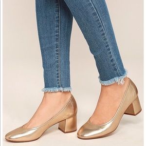 LEATHER LOW STEVE MADDEN PUMPS