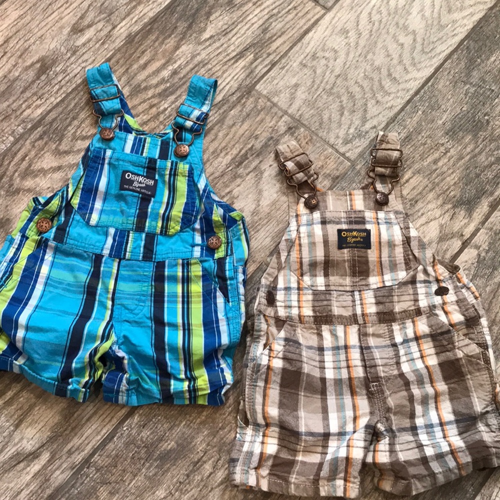 ⛺️OshKosh bib overalls size 6 months