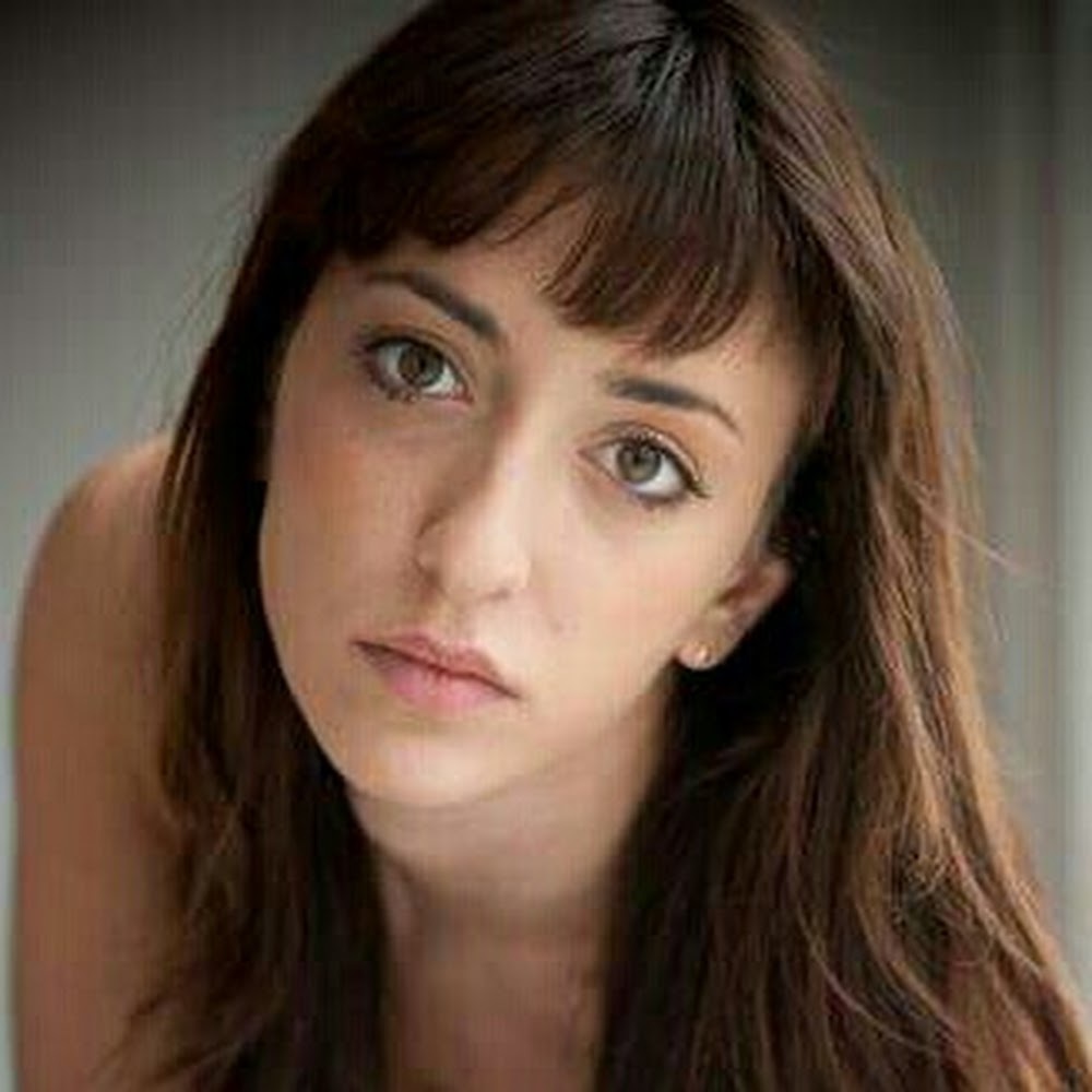 Meet your Posher, Ava