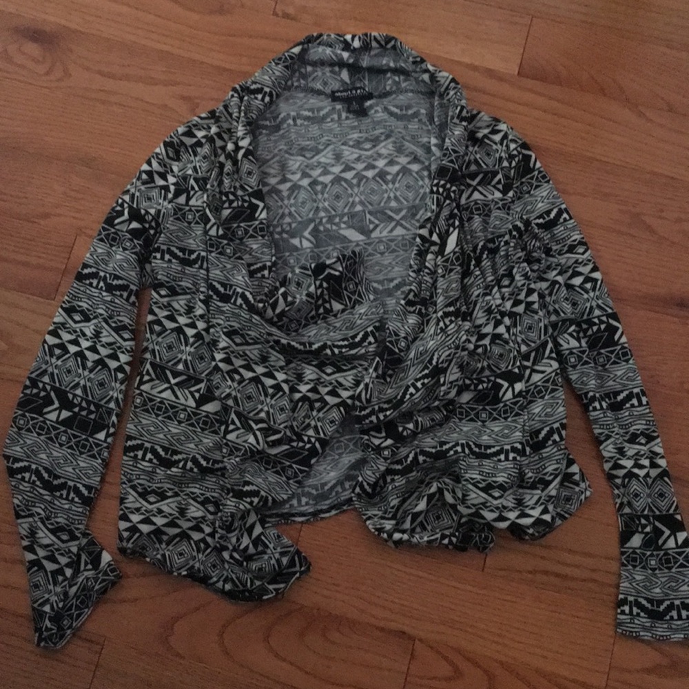 Lightweight tribal sweater