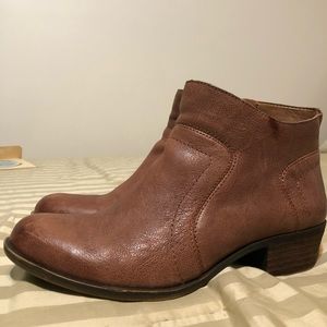 Lucky Brand Brolley Bootie cognac size 7.5