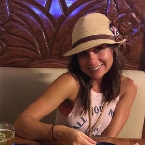Meet your Posher, Melissa