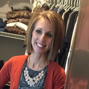 Meet your Posher, Stacy