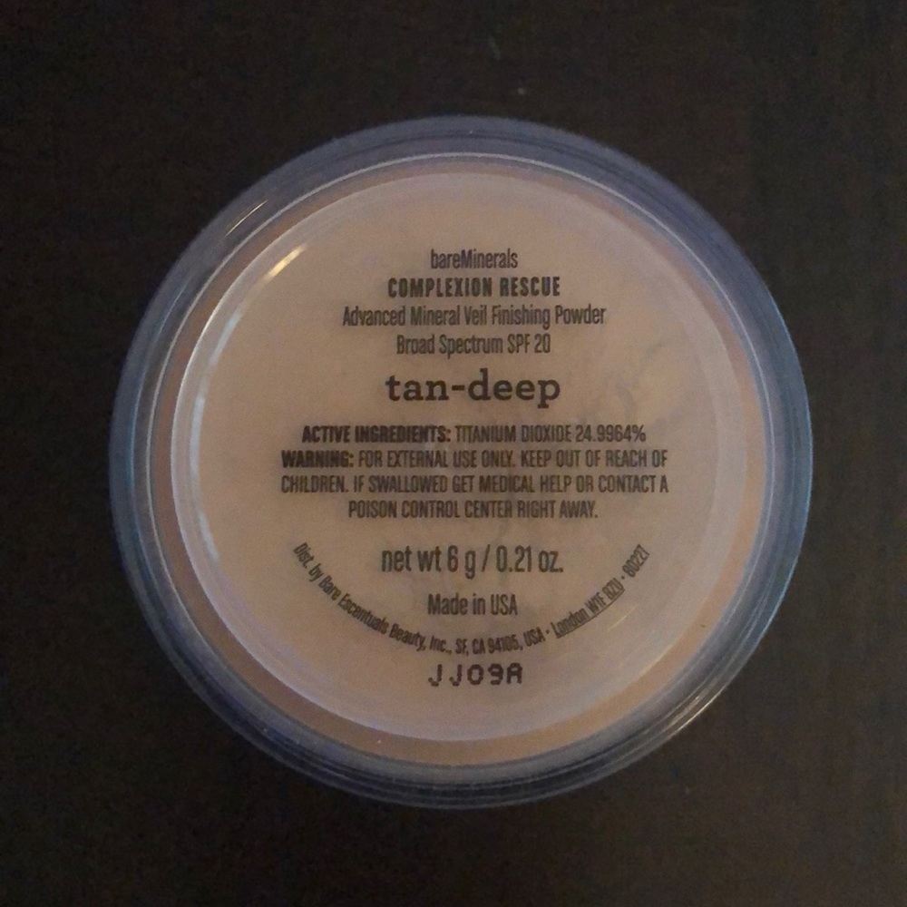 bareMinerals | NEW Mineral Veil in Tan-Deep