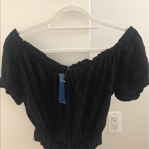 Brandy Melville off the shoulder top - Picture 2 of 3