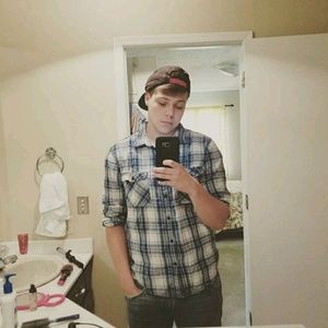 Meet your Posher, Justin