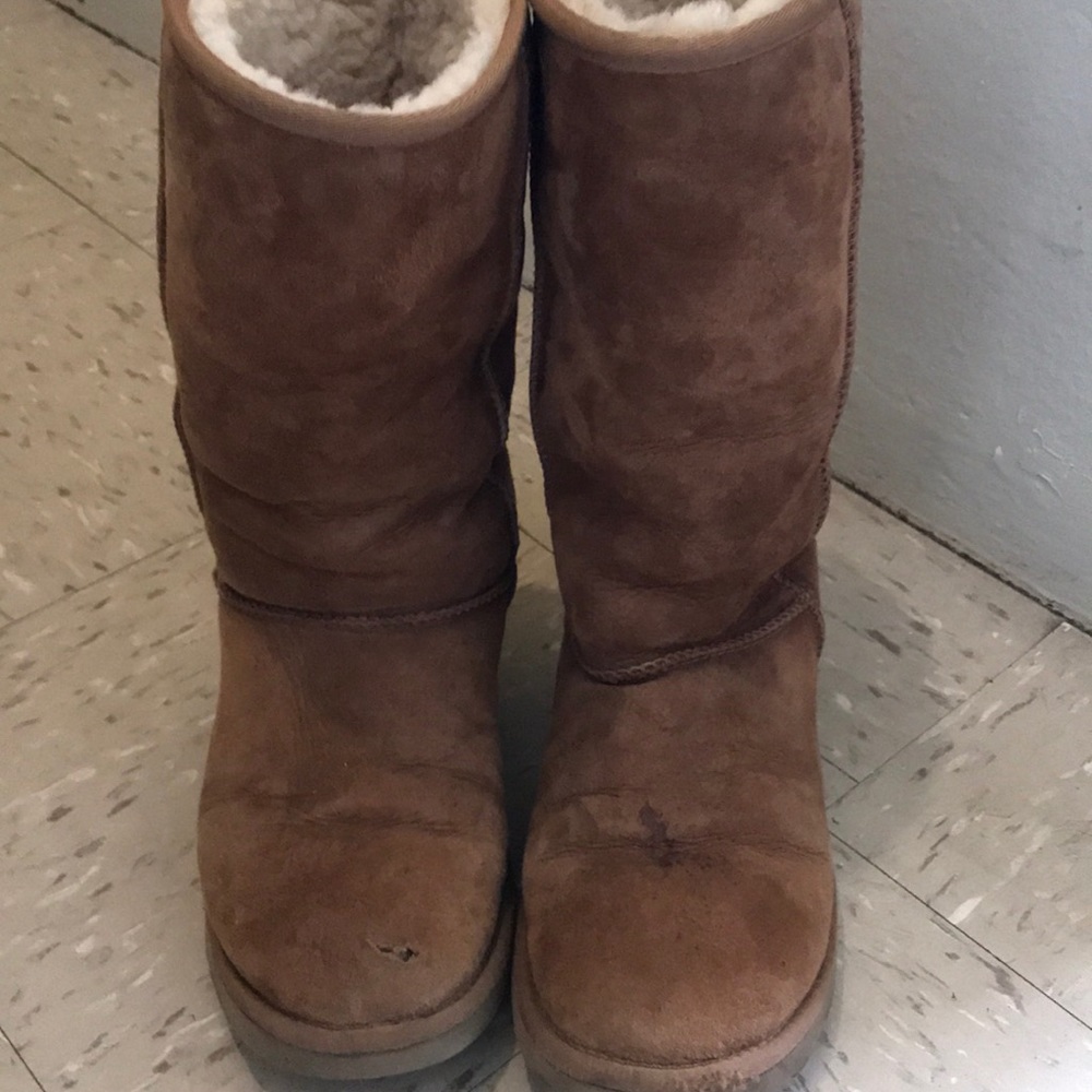 Ugg boots size 8