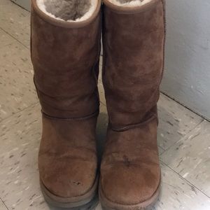 Ugg boots size 8
