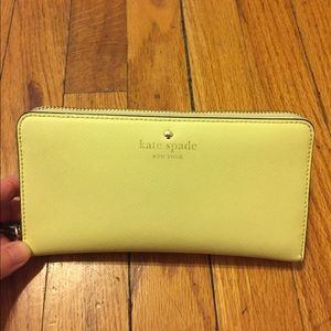 Kate Spade Lacy Wallet