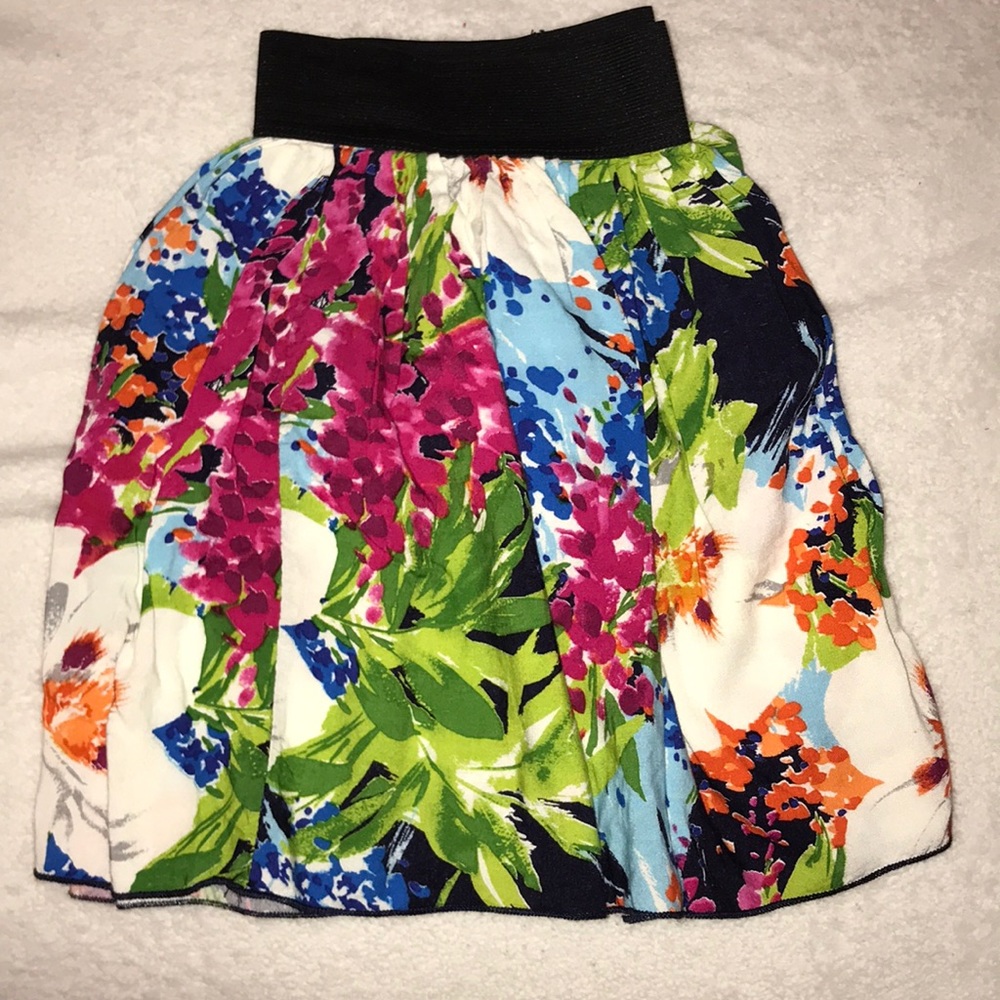 High waisted floral skirt