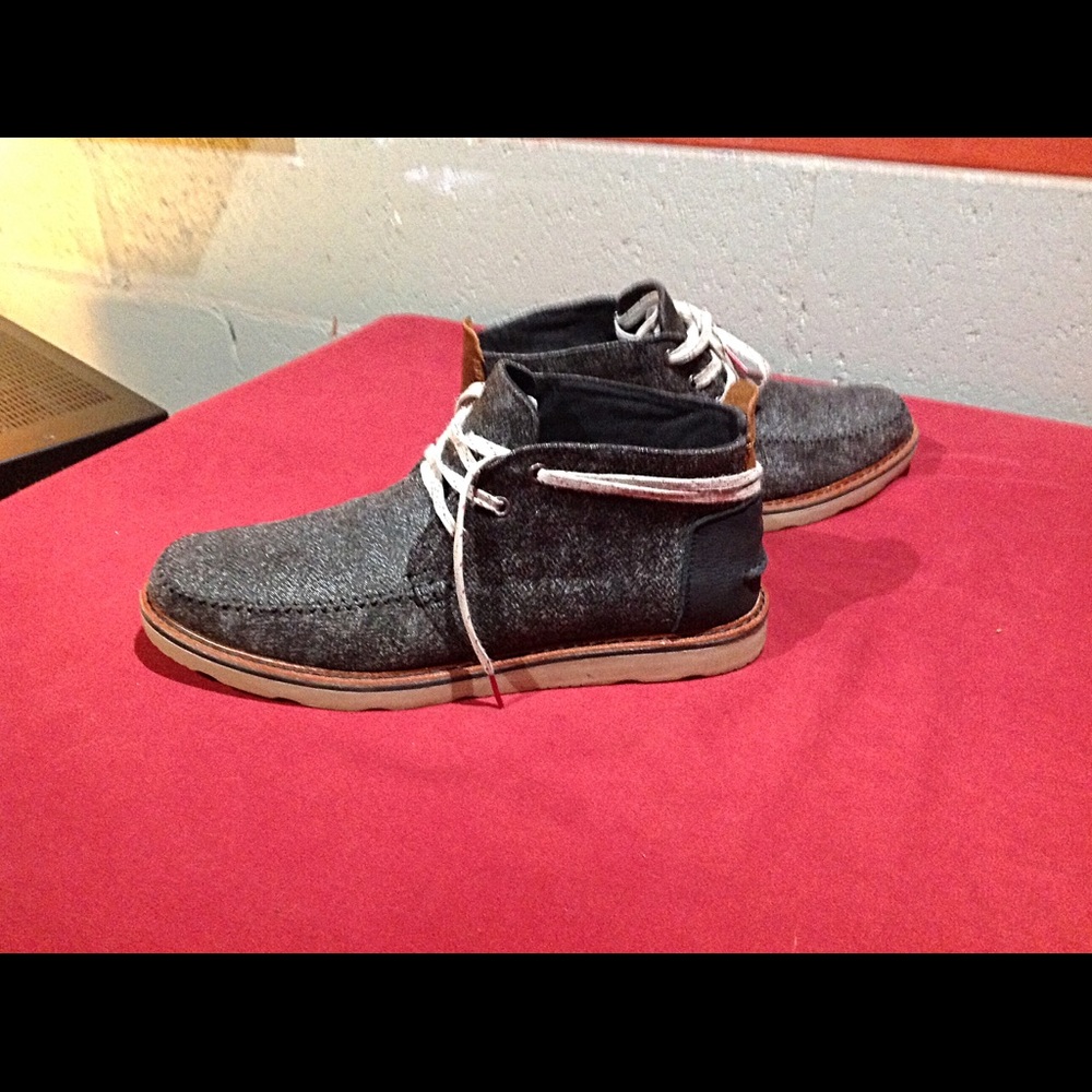 Toms