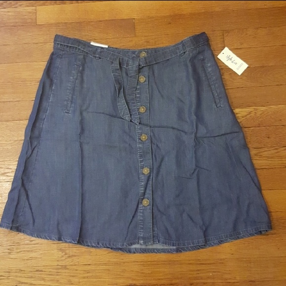 NWT Style & Co Chambray button down skirt size 14 - Picture 3 of 5