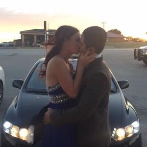 Meet your Posher, Kenlin