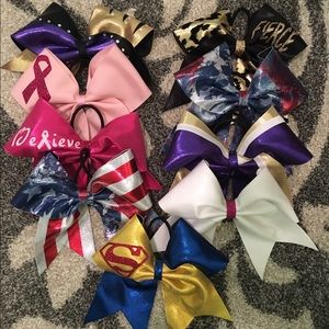 Lot of cheer bows