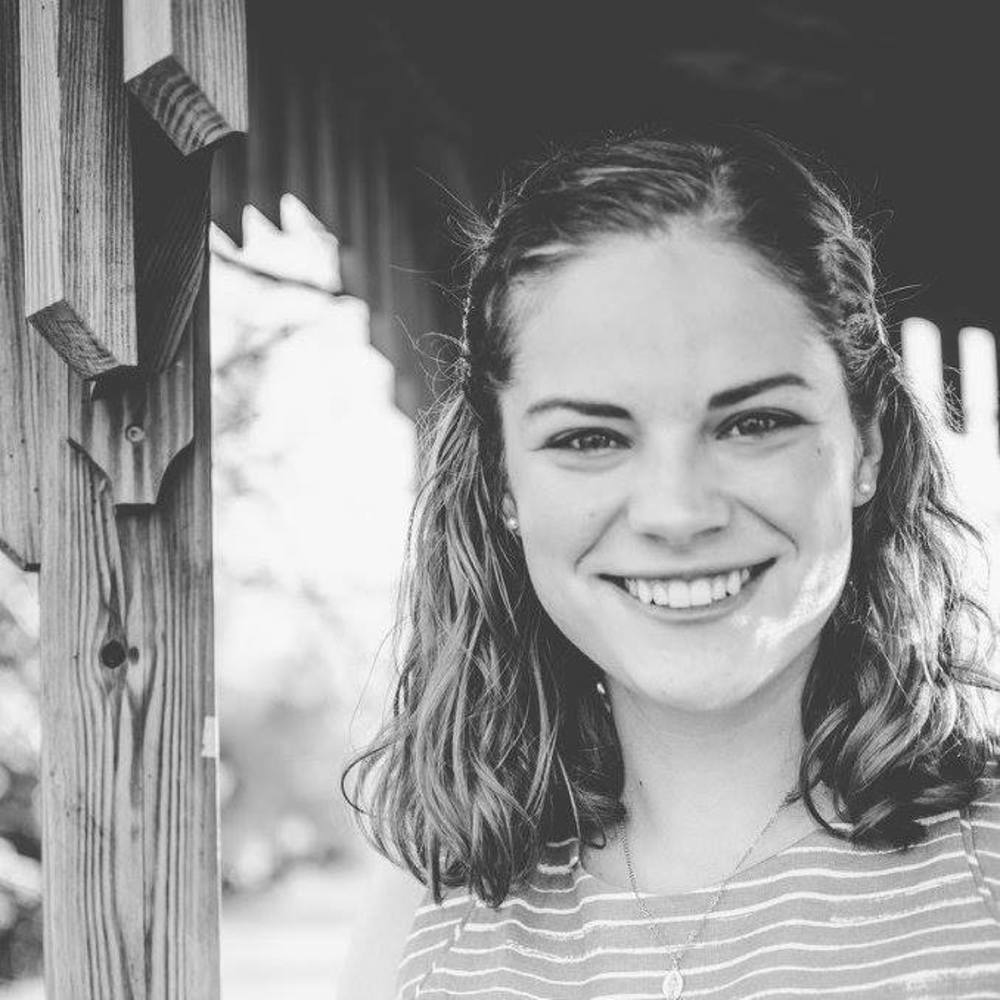 Meet your Posher, Brenna