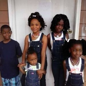 Meet your Posher, Felecia