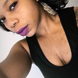 Meet your Posher, Vicky