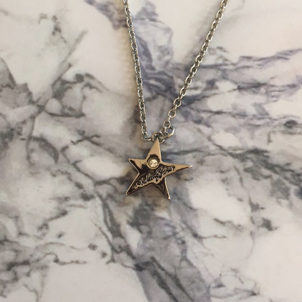 NWOT ROLLING STONES NECKLACE