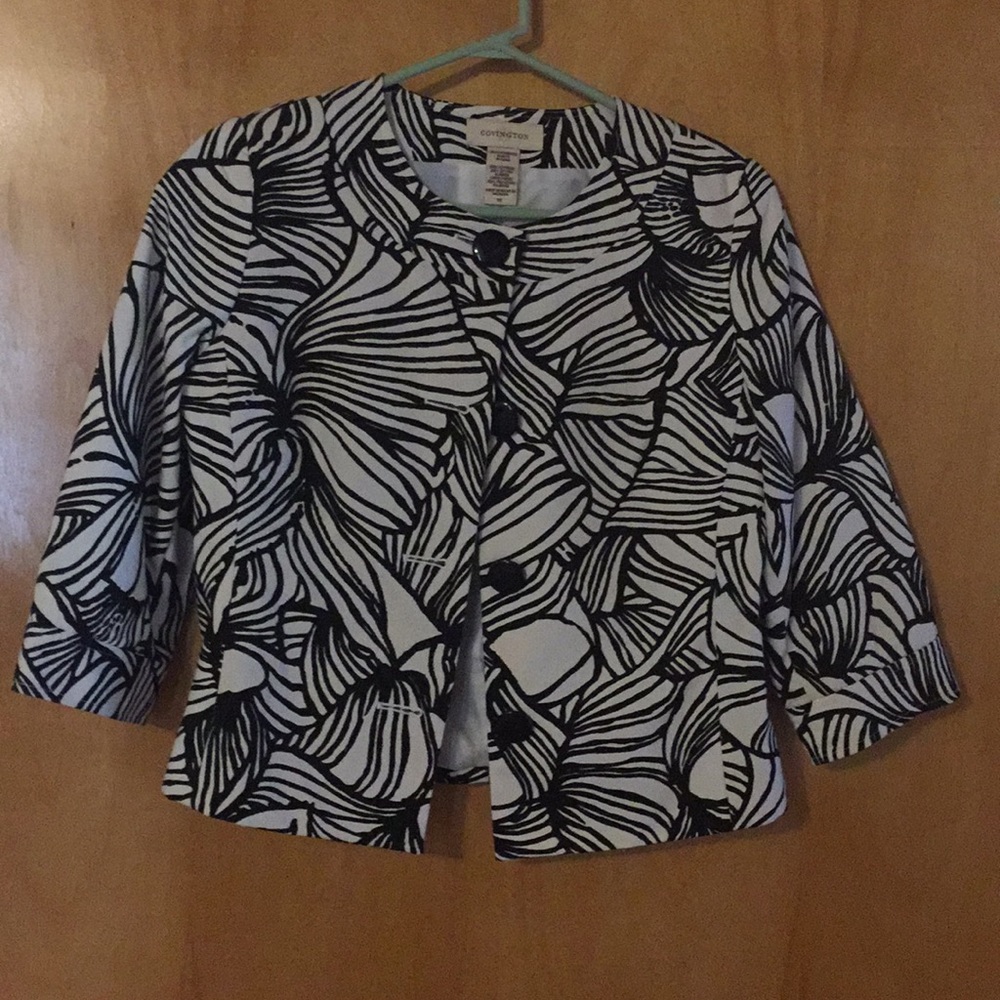 Covington 3/4 sleeve jacket