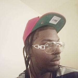 Meet your Posher, Javon