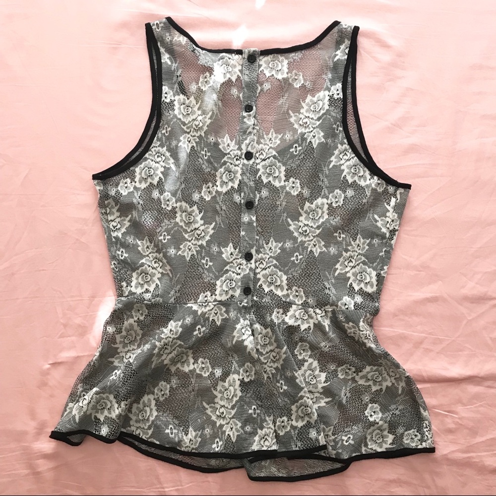 American Rag Lace Top NWT - Picture 4 of 6